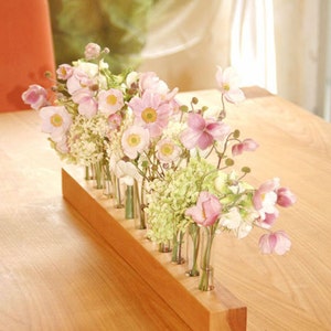 wood vase for wedding romantic image 4