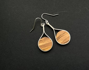 Earrings made of wood and 925 silver, elegant pendants made of olive wood