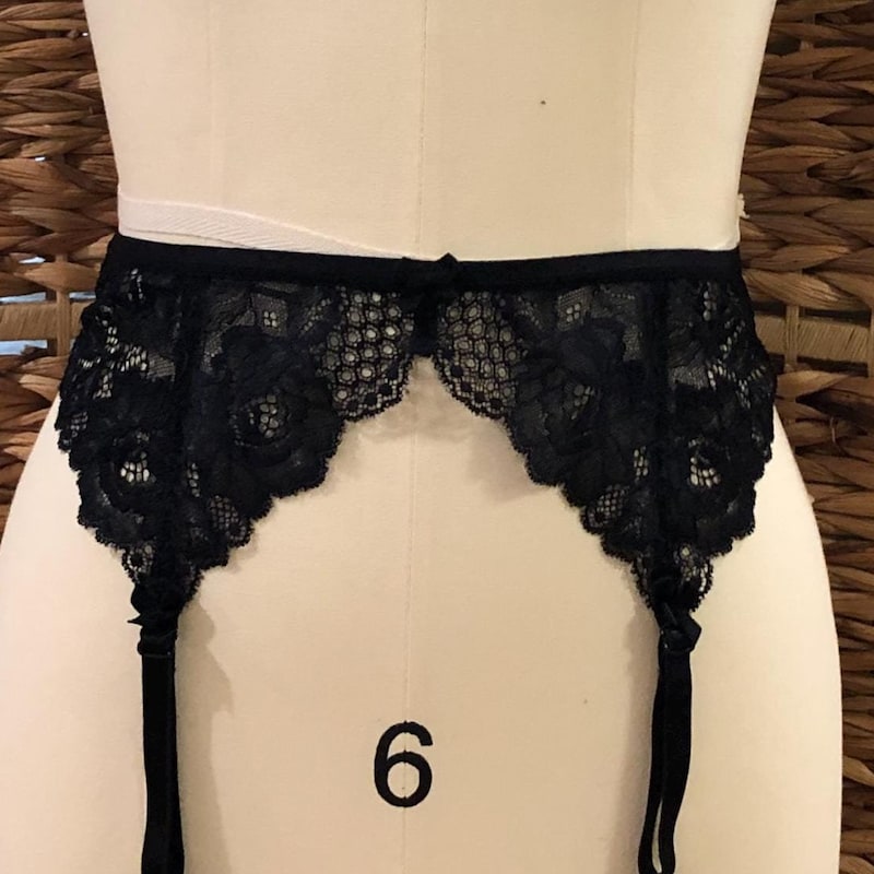 black garter belt plus size Plus Size High Elastic Thigh Garter Belts-Black丨Moon Wood main image 1