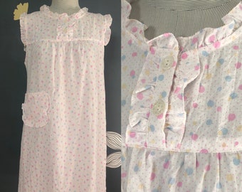 Vintage Short Pastel Polka Dot Nightgown, Ruffle Trim Nightgown, S SMALL 36" Bust