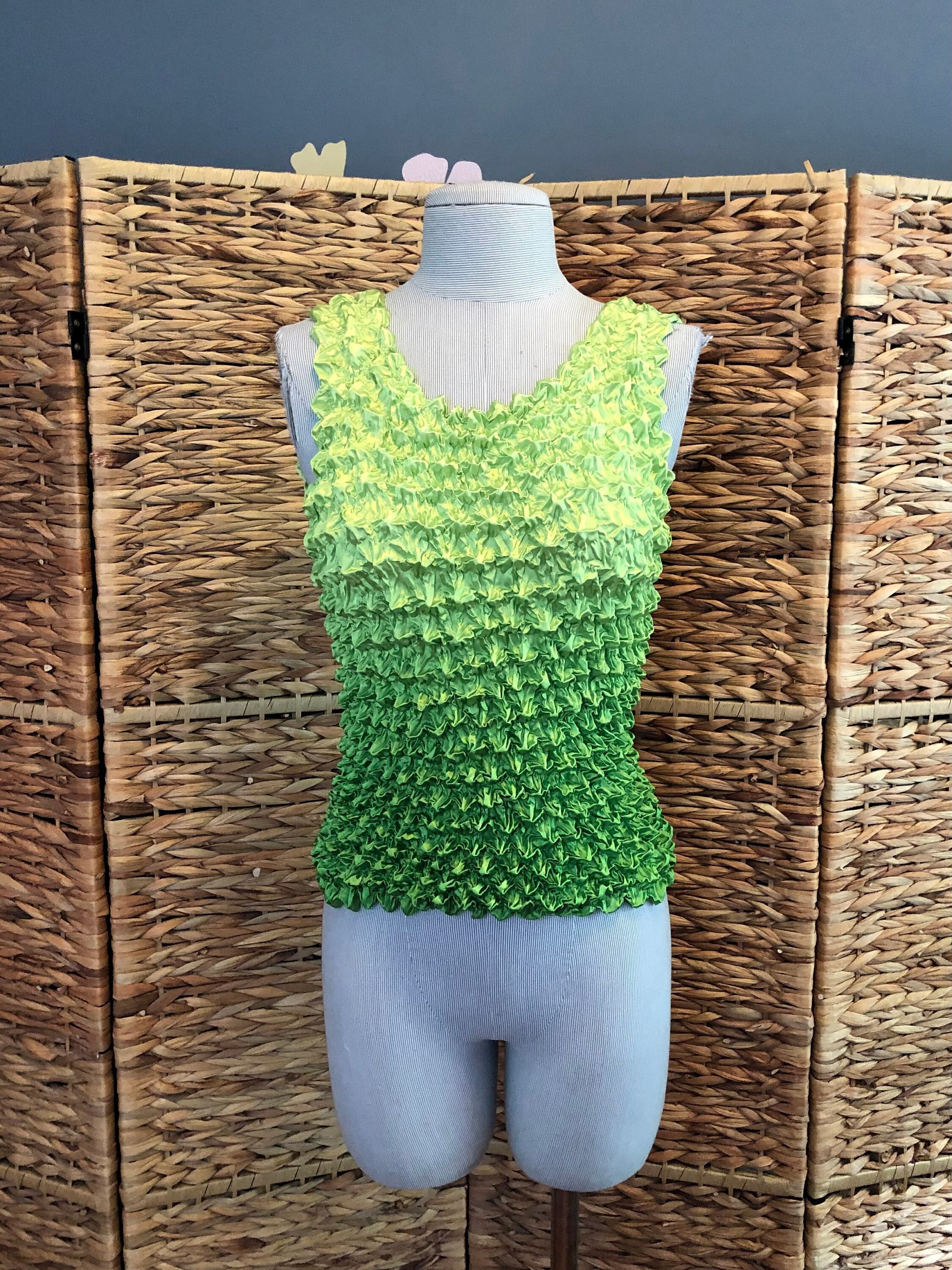 みず【MASU】23ss popcorn spiky vest Popcorn Vest | Digital Knitting Pattern | Misha & Puff