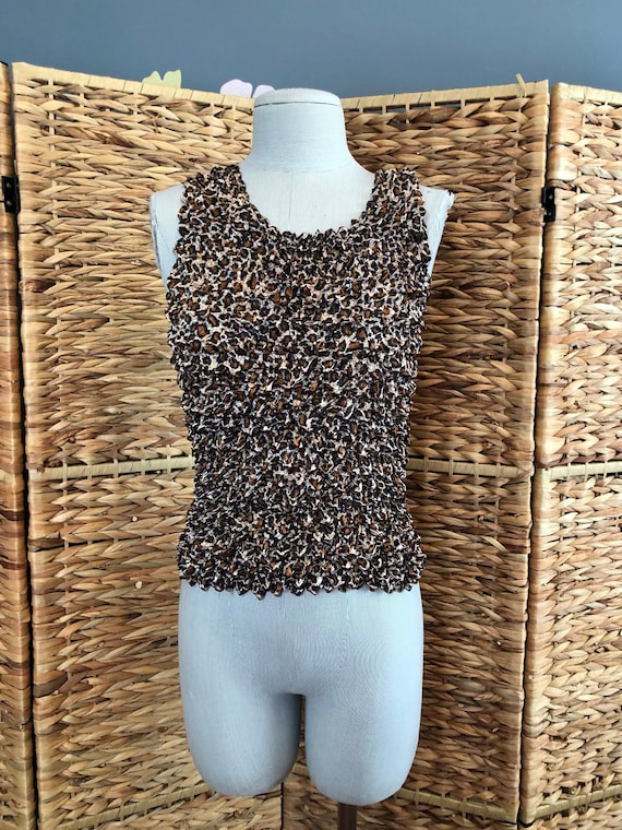 Popcorn Top, Animal Print Magic Popcorn Top, Sleev