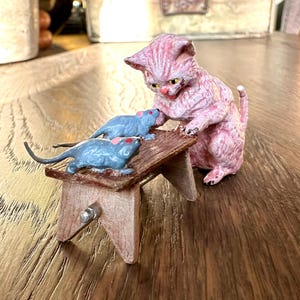 Cat with 2 Mice on bench antique cold painted animal figurine Vienna Bronze Wiener bronze stamp Austria K.K. imperial royal art