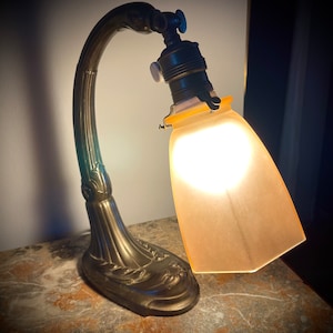 Antique lamp Art Nouveau copper bronze small fitting hood glass beautifully elegant table lamp light vintage brocante