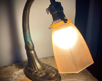 Antique lamp Art Nouveau copper bronze small fitting hood glass beautifully elegant table lamp light vintage brocante