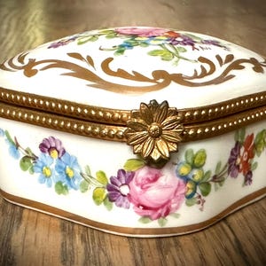 Limoges Jewelry Box Porcelain with Flowers Curiosities Jewelry Storage Tray Closure Signed on Bottom Trinkets Vintage
