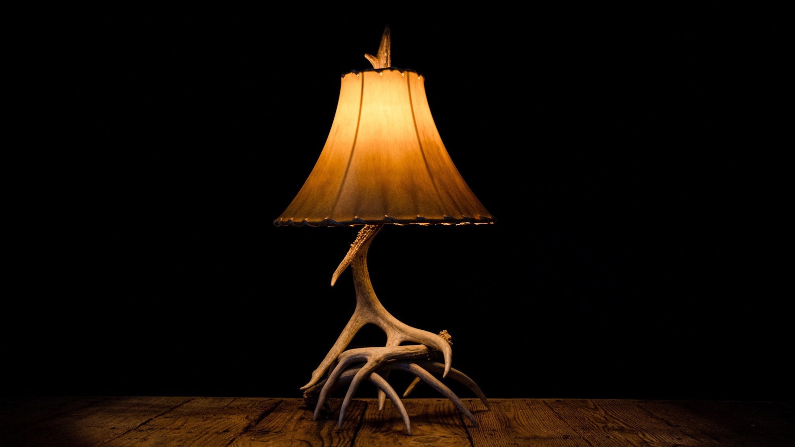 34 Whitetail Deer Antler Nightstand Lamp Small Rustic Etsy