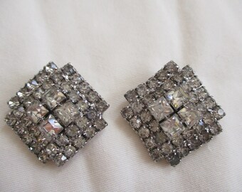 Vintage Clear Rhinestone Clip On Earrings