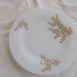 Vintage Federal Glass Dinner Plate: Golden Glory Milk Glass, 1959-1966