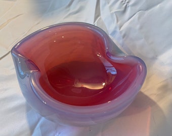 Seguso Italian Pink and Opaline Art Glass Bowl