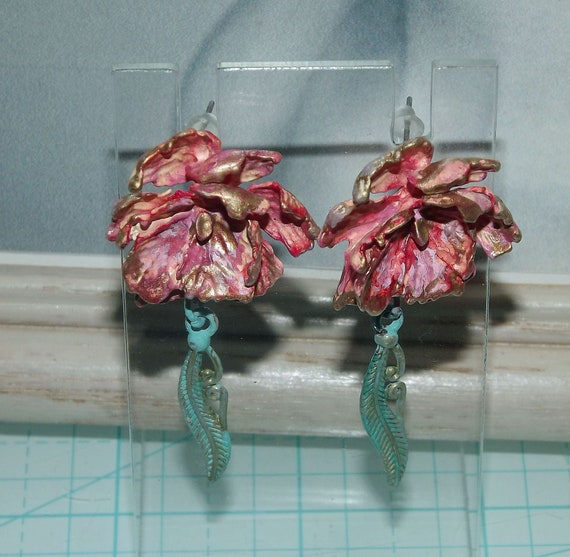 Small floral rose porcelain earring with earring … - image 2