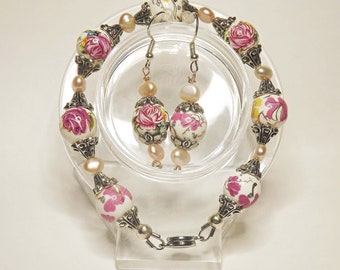 Rose Porcelain glass bead bracelet with Earrings to match