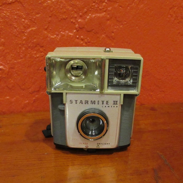 Starmite II Kodak Vintage Rollfilm camera