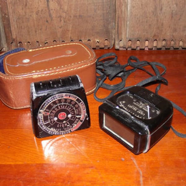 GE Model 8DW58Y4 Exposure Meter circa 1945