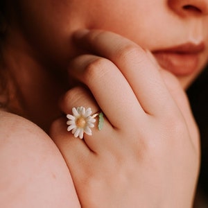 Daisy Ring , Flower Ring , Enamel Ring  Handpainted GOODAFTERNINE