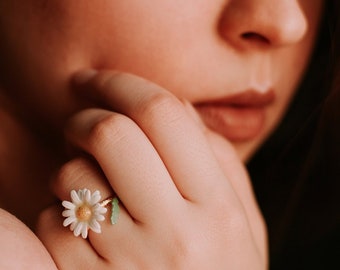 Daisy Ring , Flower Ring , Enamel Ring  Handpainted GOODAFTERNINE