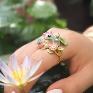 Emaille Frosch Ring, Pink Lotus, 18k Vergoldetes Messing