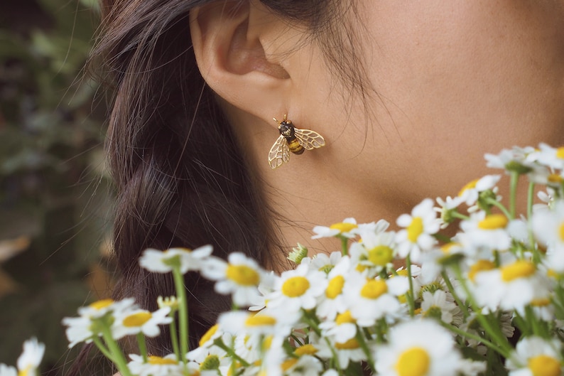 Honey Bee earrings. image 2