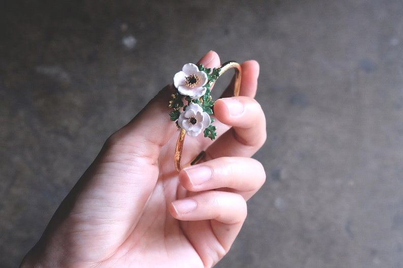 Anemone Bangle White , Flower Ring , Anemone flower image 3