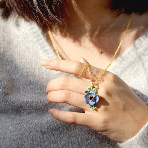 Anemone Necklace Violet , Flower Necklace , Anemone flower