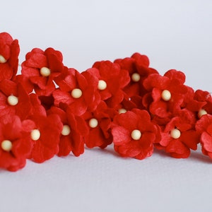 Paper Flower, 100 pieces, hydrangea flowers, size 2 cm., Red color.