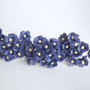 Paper Flower, DIY Wedding supplies, centerpieces, handmade flower: 100 pieces, handmade hydrangea flowers, size 2 cm., passion blue color.