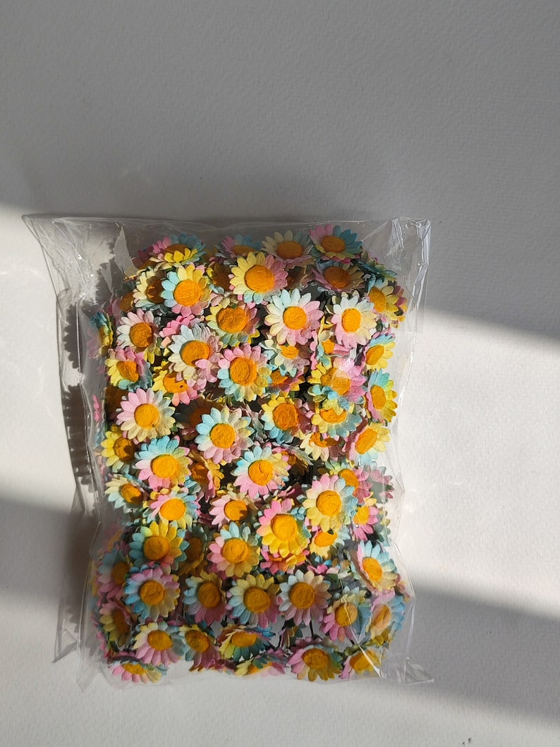 Paper Flower, 100 pcs. Wedding supplies, Centerpieces, Small daisies flowers, handmade flowers, size 1.5 cm. batik colors and yellow pollen. image 8