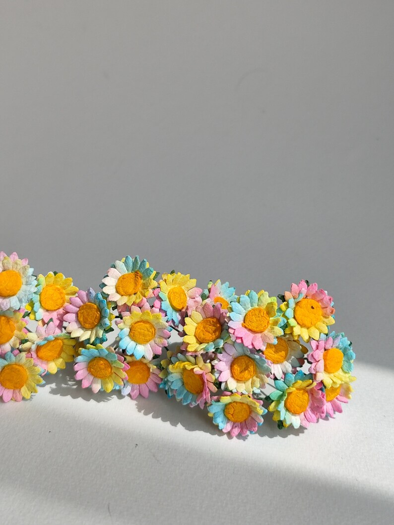 Paper Flower, 100 pcs. Wedding supplies, Centerpieces, Small daisies flowers, handmade flowers, size 1.5 cm. batik colors and yellow pollen. image 1