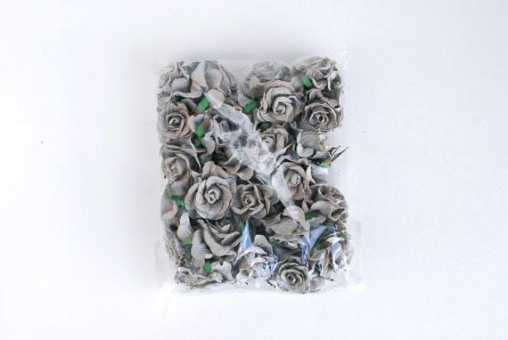 Paper Flower, 25 Pcs. Luv Roses Size 4 Cm. Texture Petals, Light Grey  Color. -  Hong Kong