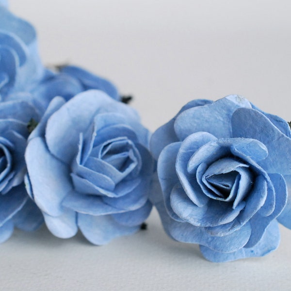 Paper craft Flower rose, Wedding DIY supplies, handmade flower centerpiece, 20 pieces roses paper uncurve size 4.5 cm., pale blue colors.