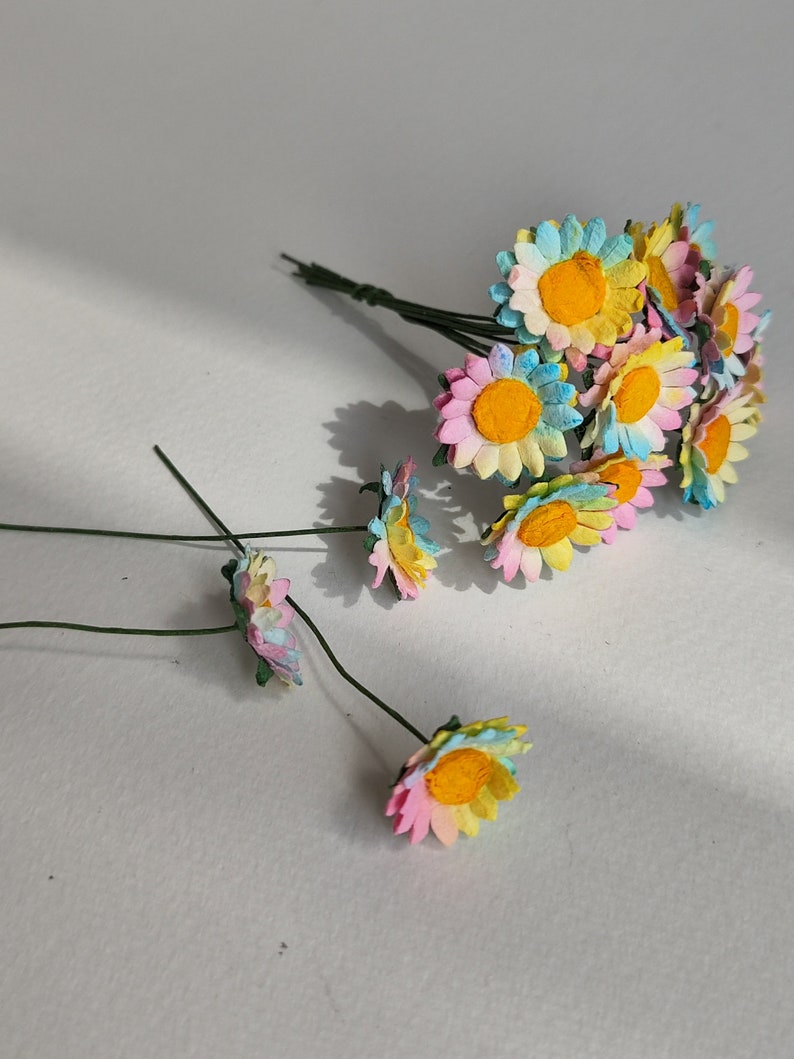 Paper Flower, 100 pcs. Wedding supplies, Centerpieces, Small daisies flowers, handmade flowers, size 1.5 cm. batik colors and yellow pollen. image 3