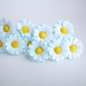 Paper Flower, Centerpieces, DIY flower supplies, 25 pieces handmade daisy flowers size 3 cm. blue-sky colors, yellow pollen.