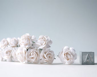 Paper Flower, 25 pcs. of rose size 4 cm. Emboss petals, White color.