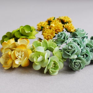 Small Paper Flower, mixed 35 pieces Sakura, baby breath, mini roses.