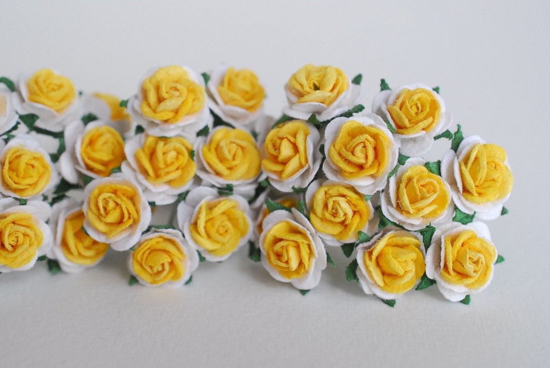 Paper Flower, Handmade Flowers, DIY Flower Supplies, 100 Pieces Mini Rose Size 1.5 Cm. 2 Tone