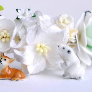 Miniature ceramics supplies, micro mini Polar bear and reindeer, miniatures, accessories, deacoration paper flowers, terrarium