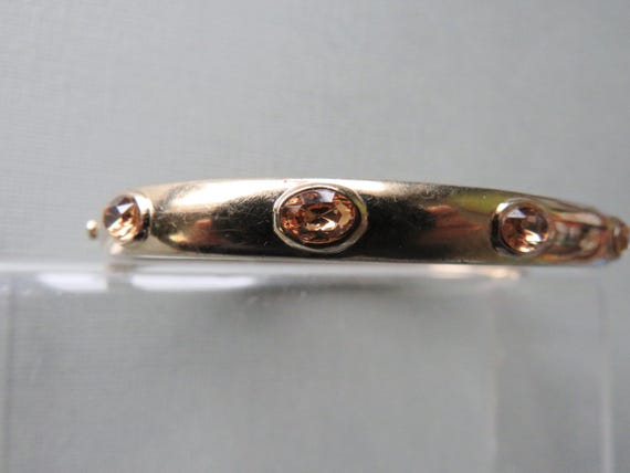 Vintage Monet Hinged Bangle: Gilded Peach Rhinest… - image 3