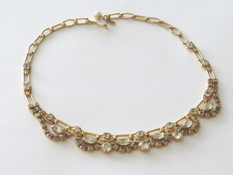 VOLUPTÉ Choker gilded metal chain claw set with back foiled clear crystals Mid Century image 2
