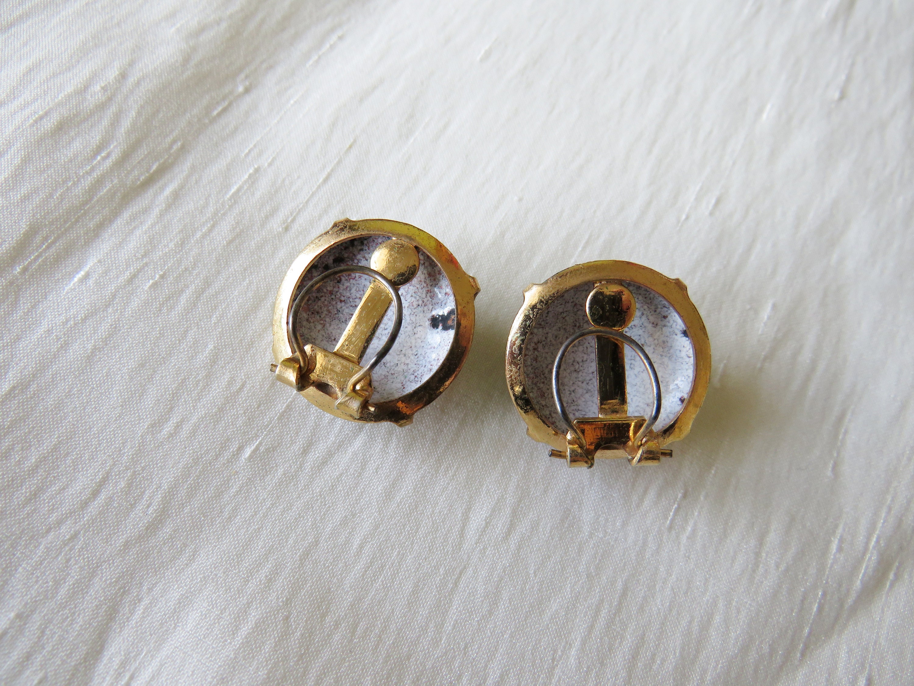 Boucles D'oreilles Clips Vintage Limoges - Dorées Avec Cabochon émail Moderne, Bon état