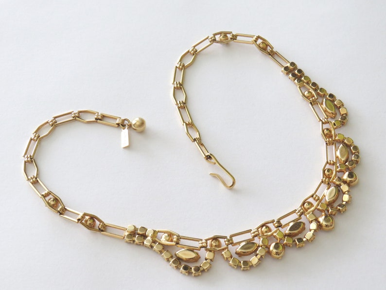 VOLUPTÉ Choker gilded metal chain claw set with back foiled clear crystals Mid Century image 8