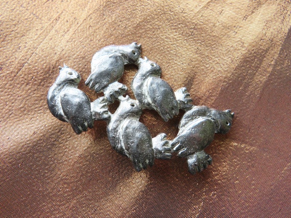 Broche Vintage Années 1950 - Deux Oiseaux En Métal Doré Et Noir