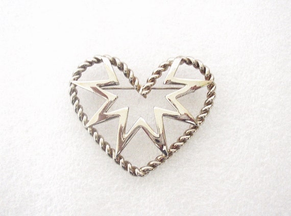 GIVENCHY - Open work brooch heart shaped with sta… - image 1