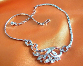 TRIFARI Alfred Philippe – Necklace snake chain with swirl centerpiece set with crystals Pat. Pending 1953