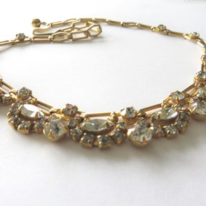 VOLUPTÉ Choker gilded metal chain claw set with back foiled clear crystals Mid Century image 5