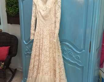 antique wedding gowns