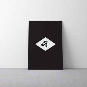 Pôster PERSONALIZADO com palavra e número de nome - Gráfico estilo garagem vintage - Personalize para impressão - Monograma de download digital - 24 x 36