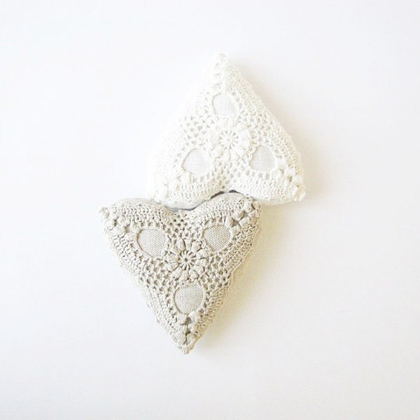 Linen lavender heart sachet -crochet hanging decoration -handmade - wedding favors- Valentine's gift