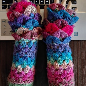 Dragonscale Fingerless Gloves-Stained Glass (MADE TO ORDER)