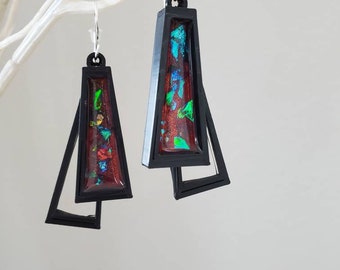 Pendientes cósmicos de galaxias cósmicas de galaxia geométrica impresa en 3D llenas de resina de gancho de plata esterlina trapezoide ingeniero declaración de la ciencia cuelgue la joyería de tallo