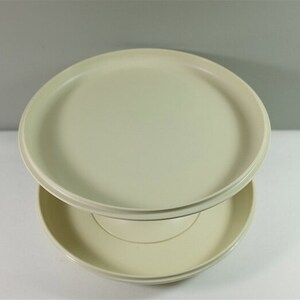 Stand Tupperware TUPPERWARE Cake Stand Pedestal Serve It All Dip Set - Beige 1531, 1532 ...